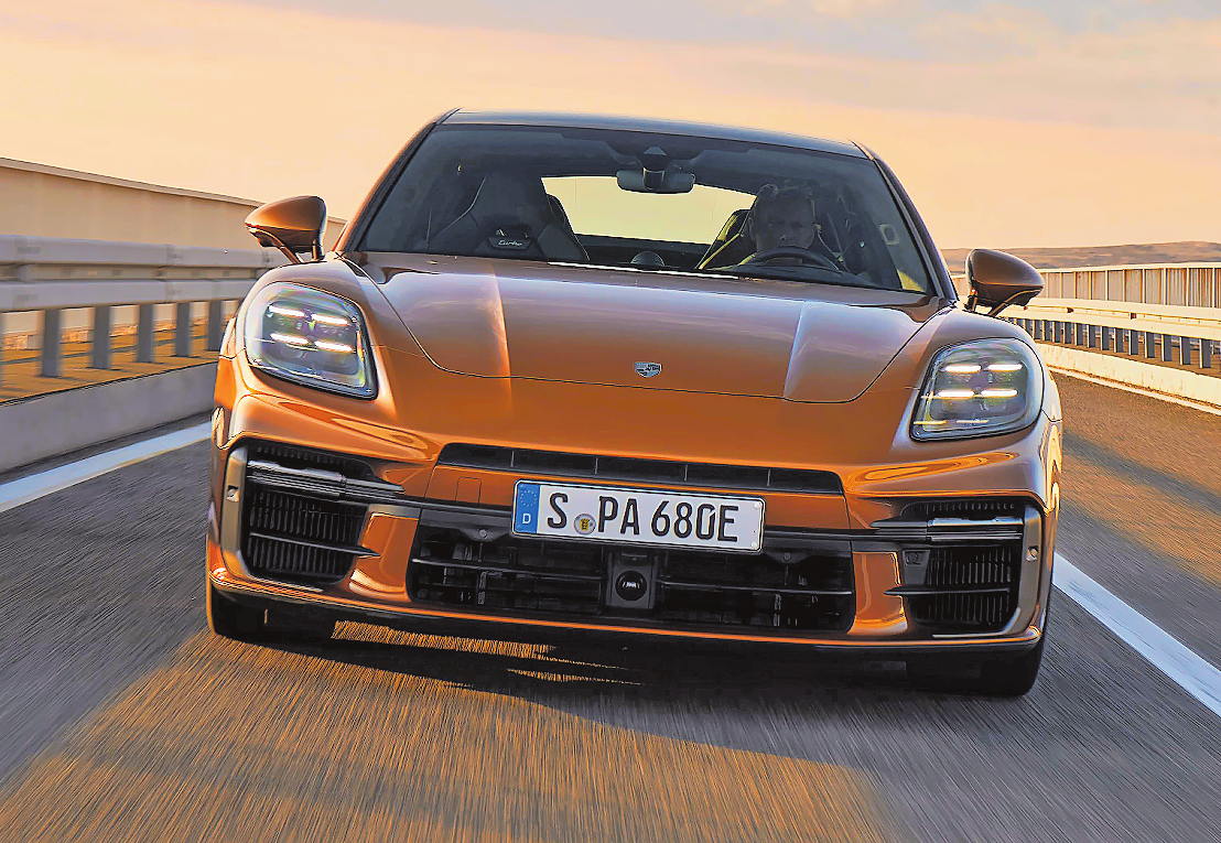 Porsche Panamera: Turbonit fürs Super-Mobil