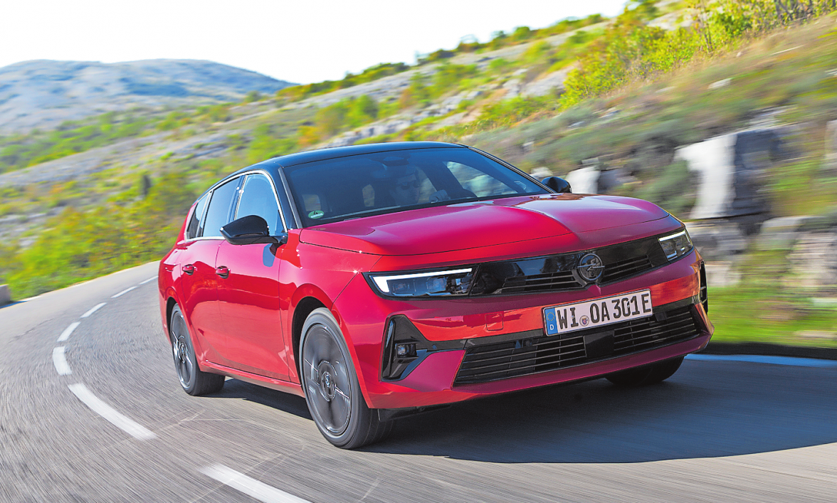 Opel Astra: Kombi mit Elektro-Power