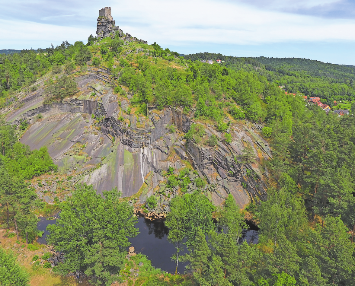 Flossenbürger Granit: In Stein gehauen