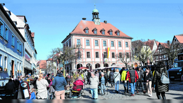 Matthiasmarkt lockt nach Neustadt a.d. Aisch