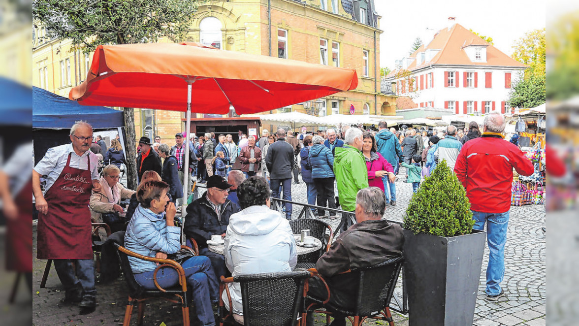 Seit vielen Jahren ist der Bestandteil Handwerkermarkt ein fester des Uffenheimer Kalenders