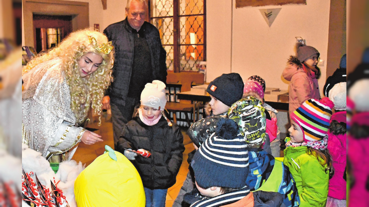 Neustadt: Start in die Advents- und Vorweihnachtszeit