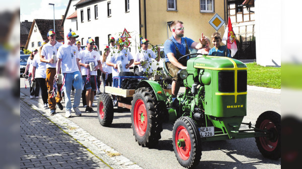 Kirchweih in Dottenheim: Das Leben tiefer und weiter sehen