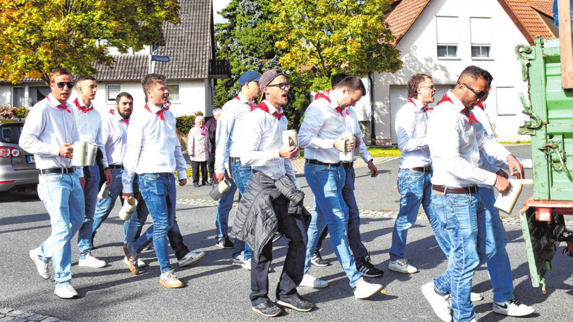 Auf geht's zur Kirchweih nach Schauerheim