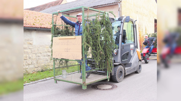 Kirchweih in Weigenheim: Zünftig geht's zu in der kleinen Gemeinde