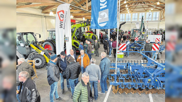 Blaufeld: Größter Landmaschinenmarkt in der Region