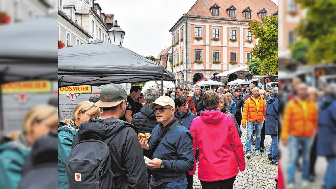 Die 1a-Einkaufstadt Neustadt lädt ein