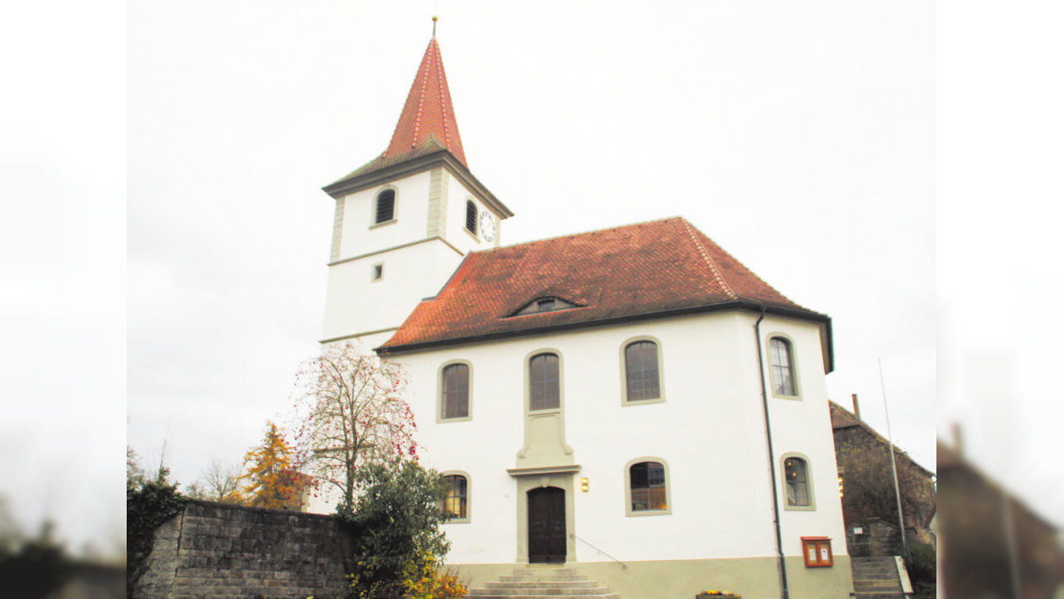 Neuer Glanz für St. Bartholomäus: „Es ist vollbracht“ - steht an der Kanzel geschrieben