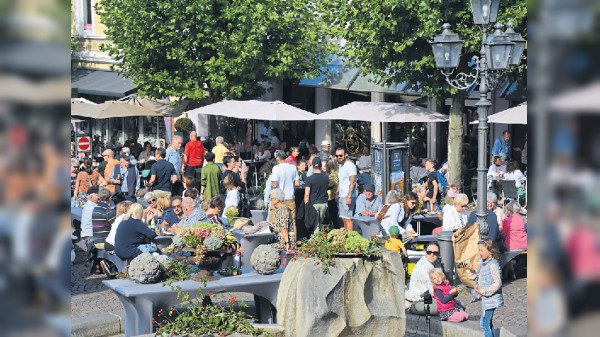 Verkaufsoffener Sonntag: Shoppen, was in die Tüten geht