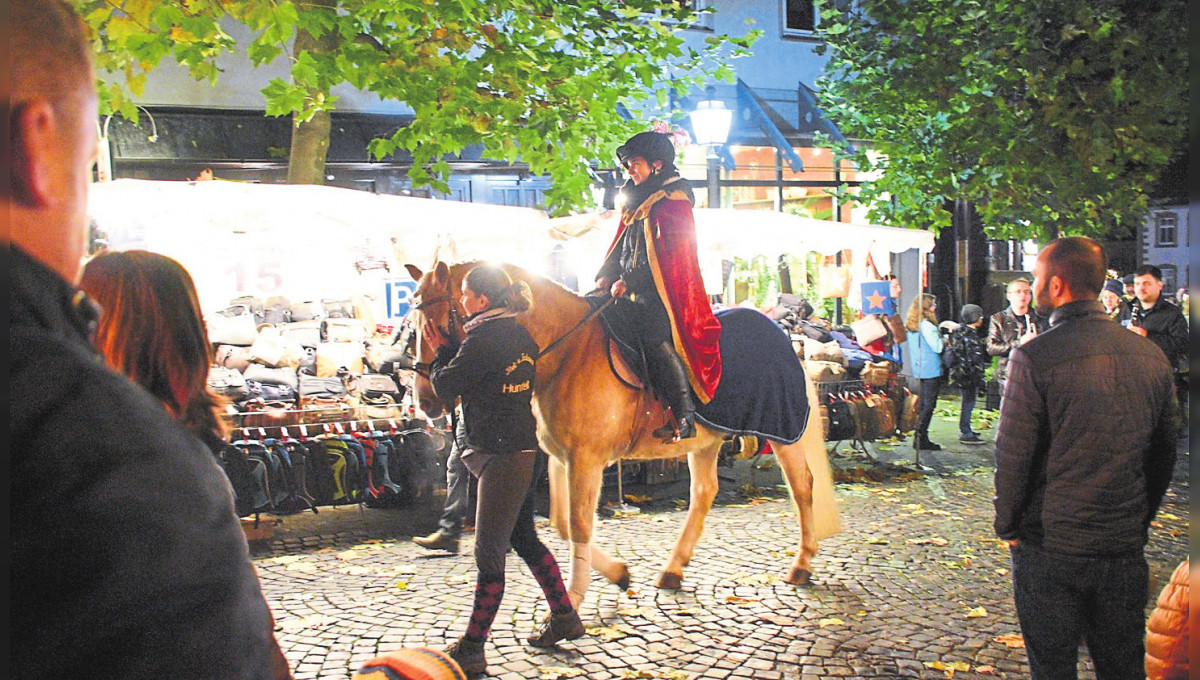 Gebrannte Mandeln und Calvados-Punsch