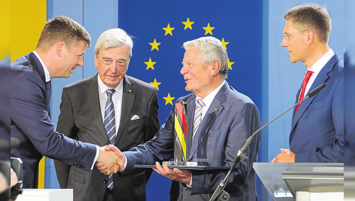 Point-Alpha-Preis für Joachim Gauck