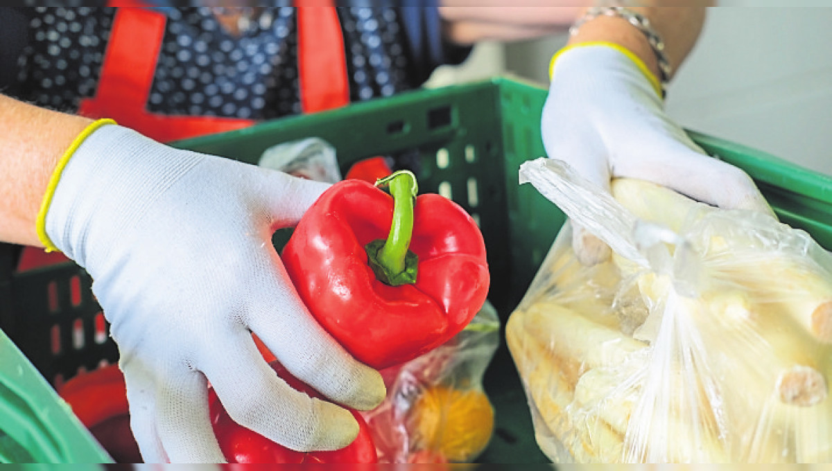 Der Fliedener Tisch: Da sein für mehr als 200 Menschen