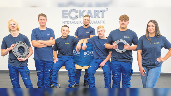 Sechs neue Azubis bei Eckart Hydraulik: Handwerk ist wieder gefragt