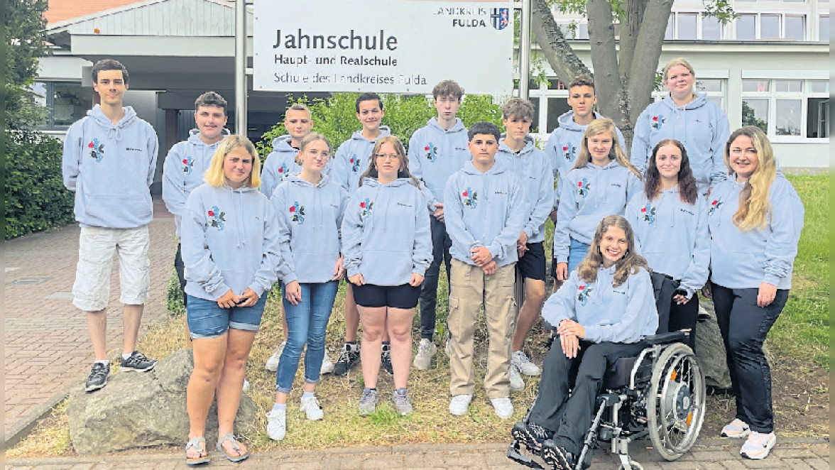 Hünfeld: Glücklich und zufrieden mit dem Ende der Schullaufbahn