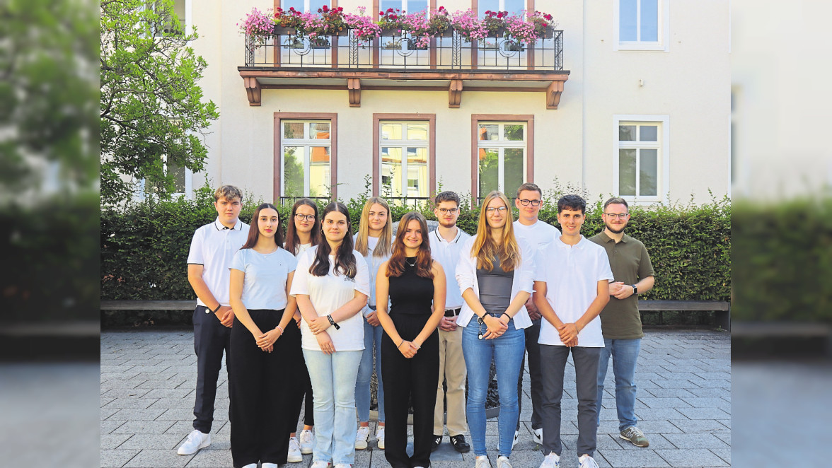 Verstärkung für die Kreisverwaltung in Landkreis Fulda: Zwölf neue Talente