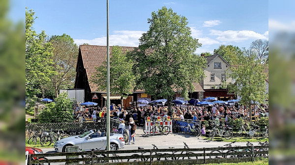 An Himmelfahrt zum Scheunenfest in Schlömen!