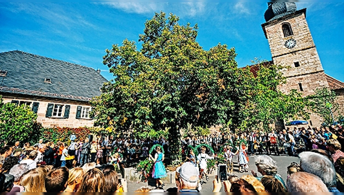 301. Mangersreuther Kirchweih am Sonntag, 25. September: Jubiläumsbuchverkauf & Tombola