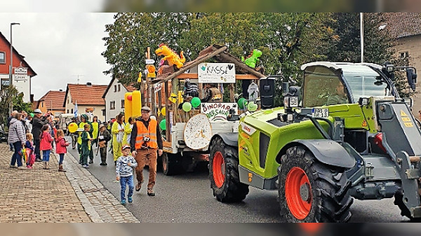 Kirchweih in Untersteinbach:  "Stächerwälder Knörzli“ sorgen für die Stimmung