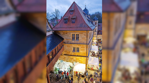 Schloss Thurnau: 34. Internationaler Weihnachtstöpfermarkt