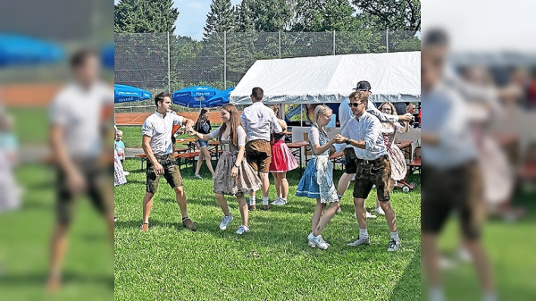 Kerwa in Burghaig - zwei Tage Feiern auf dem Sportplatz