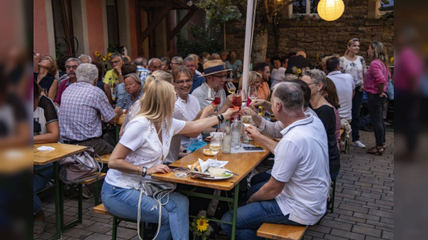 Kirchweih in Dettelbach - Zeit zum Anstoßen!