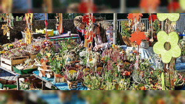 Das Sortiment des 27. Walsdorfer Bauernmarkts: Regional und handgefertigt