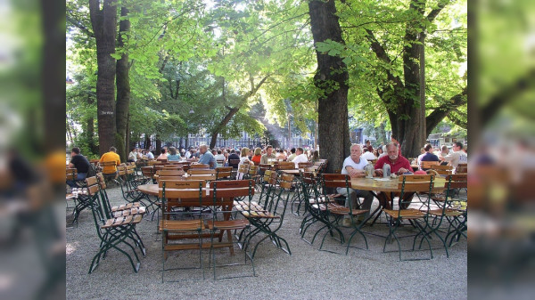 Zeit für Biergarten-Genuss