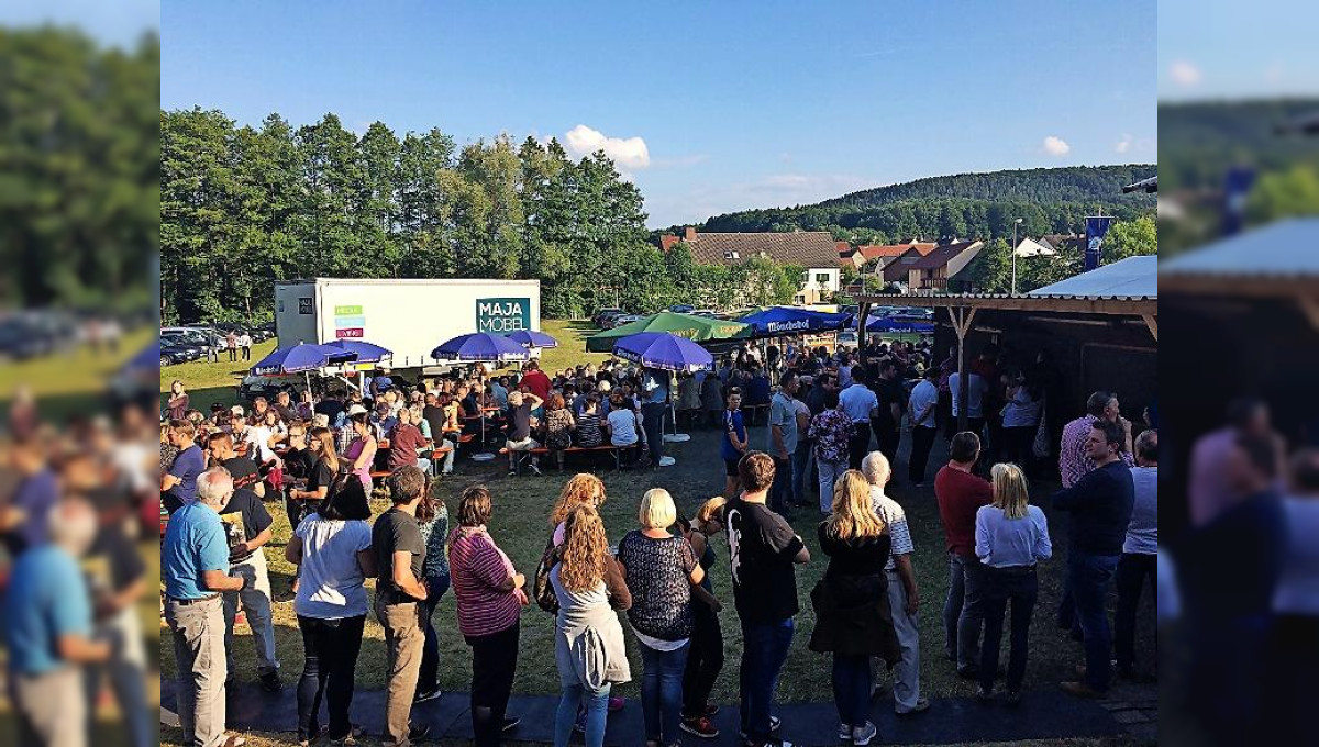 37. Schupfen-Kerwa in Heubsch mit Weißwurstfrühschoppen & Zeltgottesdienst