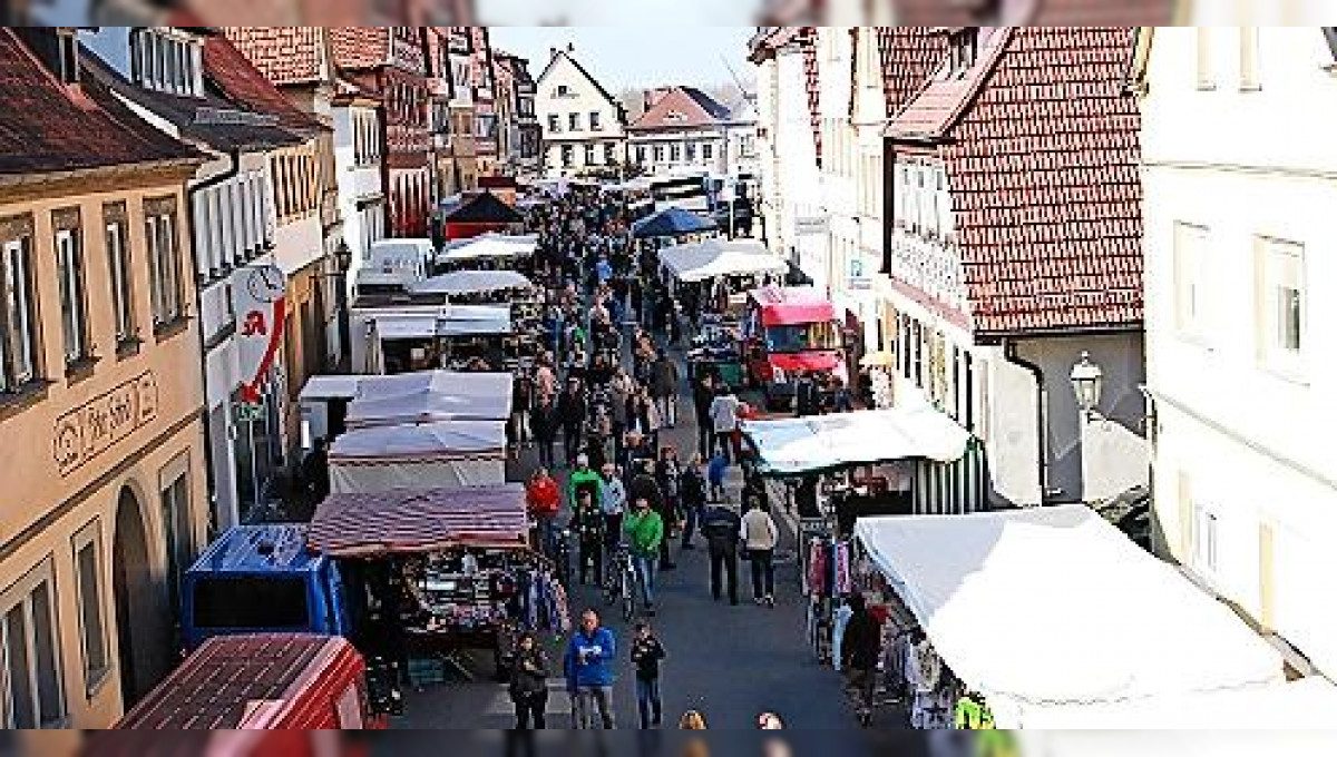 Lätaremarkt: Verkaufsoffener Sonntag in Ebern