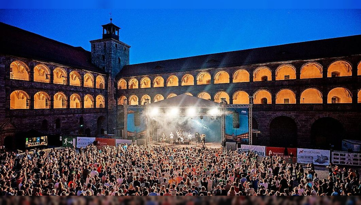 Rock’n’Roll und Klassik auf der Burg