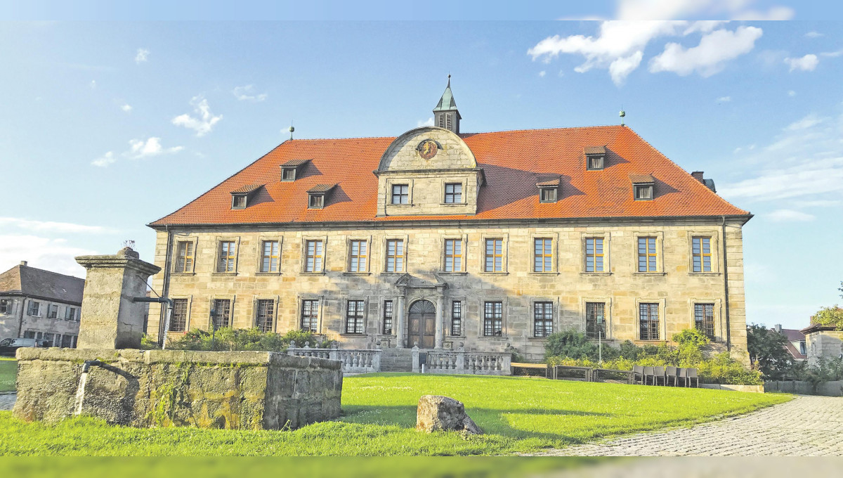 Die Gemeinde verbindet ländliche Idylle mit dem Treiben einer Großstadt