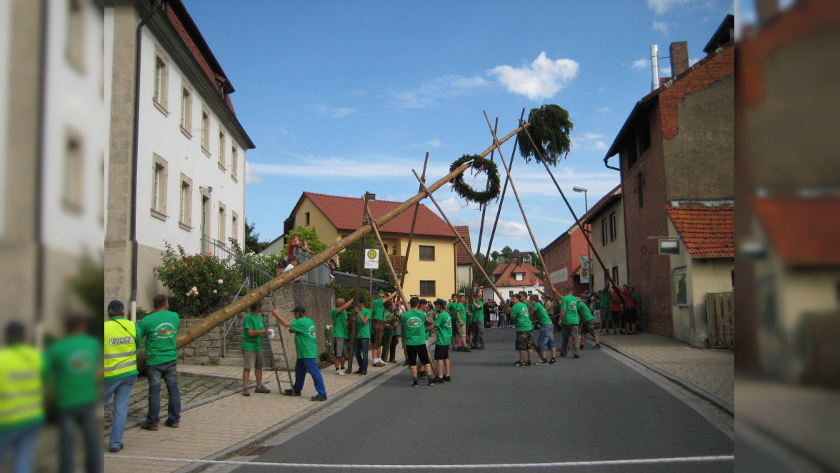 Kirchweih Priesendorf 2022 mit Partybands & Weißwurstfrühstück 