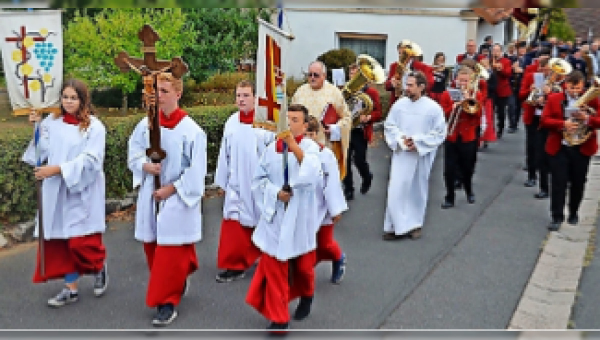 Kirchweih Unterpreppach 2022 mit Kirchenparade zum Festgottesdienst 