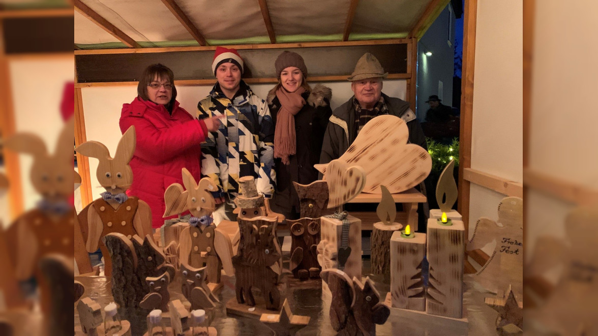 Weihnachtsmarkt in Lehenthal 2022: Christkind, Südtiroler Schnaps und Schafsbratwürste