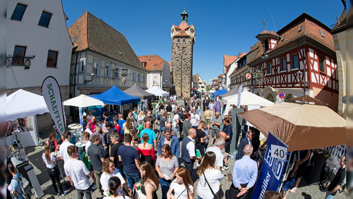 Ausbildungsbörse in Herzogenaurach: Beim Open Air zum Traumjob