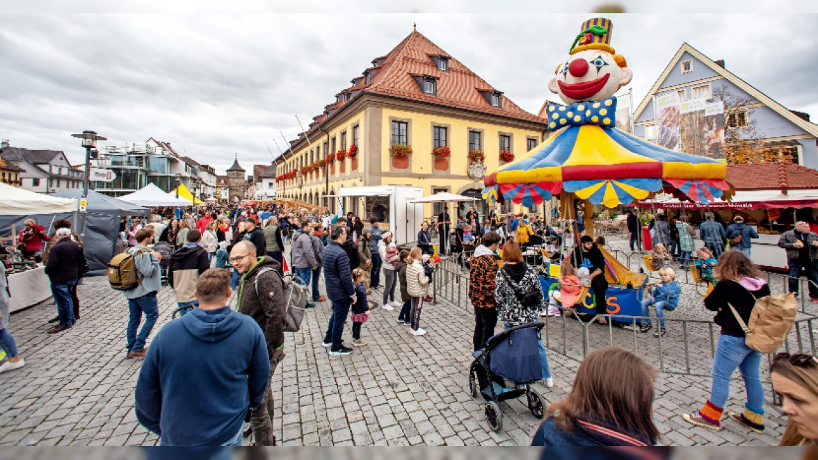 Herbst- und Kunsthandwerkermarkt am 12. Oktober: Lichtenfelser Marktplatz wird herbstlich bunt