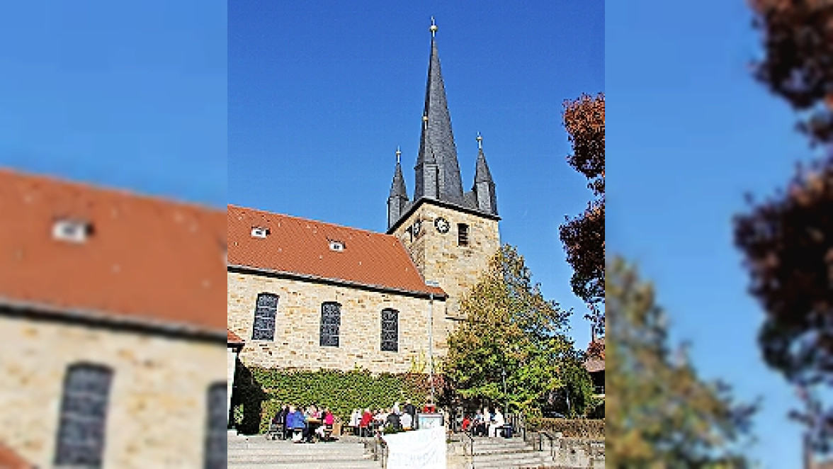 Kirchweih Ebersdorf 2022 mit Kirchweihmarkt und Märchentheater