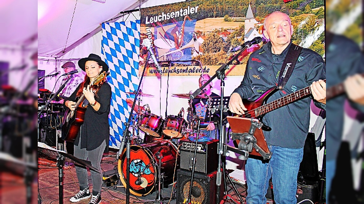 Leuchsentaler Heimatfest: Musik, Oldtimer und Tanz in den Mai