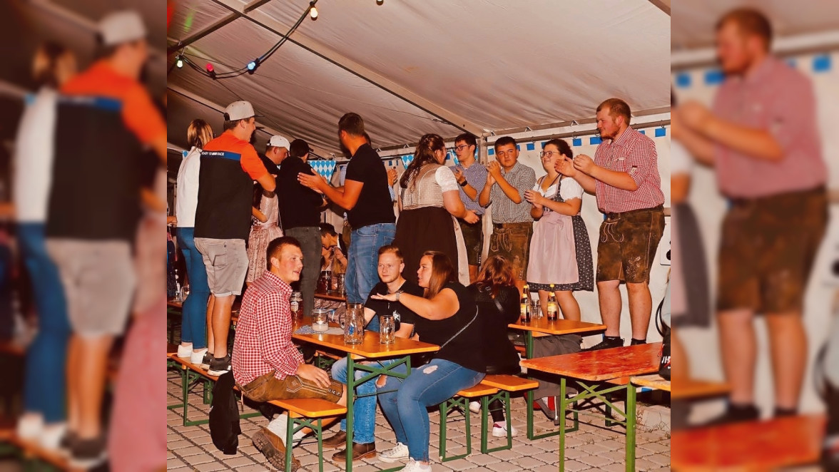 Uetzing feiert 2. Oktoberfest