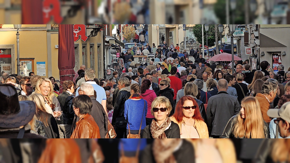 Martini Sonntag Kitzingen: Marktstände und verkaufsoffene Geschäfte