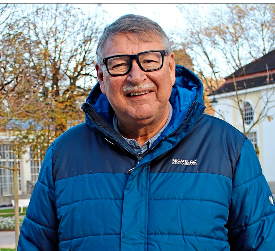 Pfarrer Werner Buckel schickt der Redaktion traditionell seine vorweihnachtlichen Gedanken für diese Beilage. Foto: Archiv vm