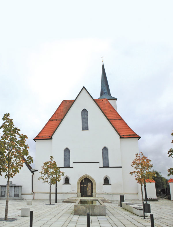 Die „neue Eginger Mitte“ - hier kann das kulturelle und religiöse Gut in der Marktgemeinde erhalten, weiterentwickelt und forciert werden. Fotos: Lilo Klesse