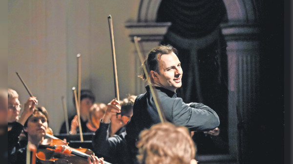 Konzert von Teodor Currentzis und dem Orchester Utopia in Stuttgart