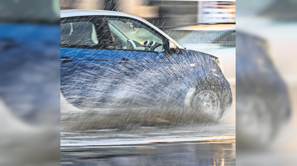 Aquaplaning – plötzlich im Schleudergang unterwegs