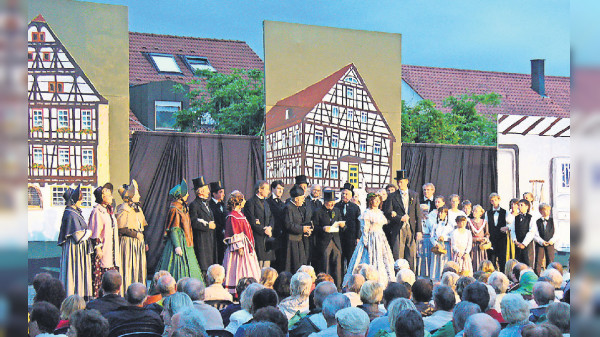 Theaterverein Neuhausen: Lokalgeschichte in Geschichten