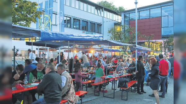 Das Erdmannhäuser Weindorf feiert Jubiläum