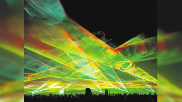 Flammende Sterne in Ostfildern: Spezialeffekte und temporeiche Choreografien