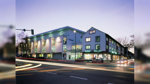 Einrichtungshaus Wohnforum Wurster: Möbel-Abverkauf, Event und Job-Angebot