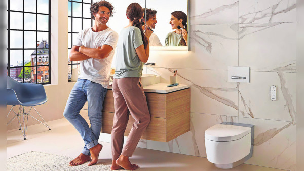 Verwöhnende Wasserreinigung mit dem Dusch-WC