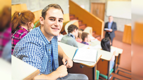 Studieninformationstag in Baden-Württemberg: Bunte Hochschullandschaft - vielfältige Studienangebote